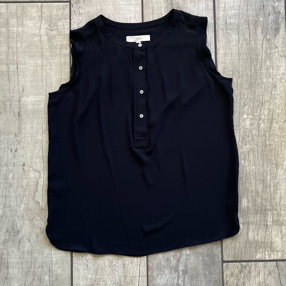 ANN TAYLOR LOFT Black Sleeveless Top NWOT
